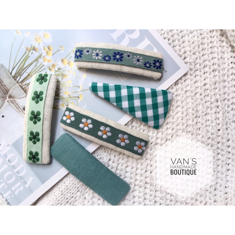 Kẹp tóc vải handmade tone xanh lá