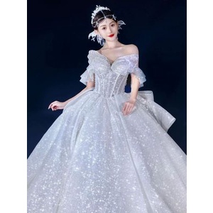 Váy cưới chính cô dâu mới kiểu Pháp chất lượng cao may chi tiết