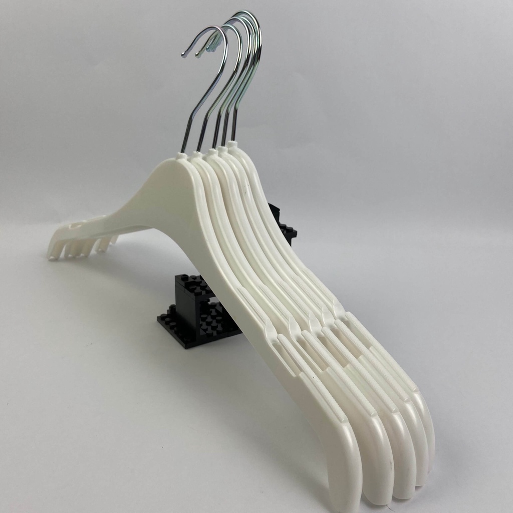 Móc nhựa trắng - đen Treo Quần Áo - Móc nhựa treo áo NV38- Móc nhựa NV38-38cm.