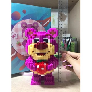 Xếp hình gấu lego bearbrick cầm dâu size to 19cm