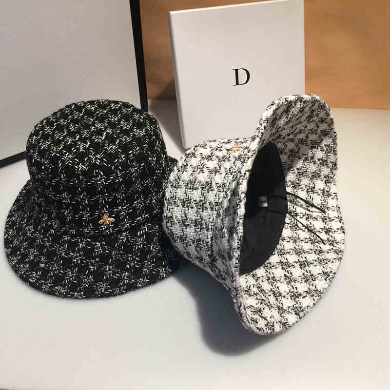 Lovely Warm Fashion Knitted Hats For Women Winter