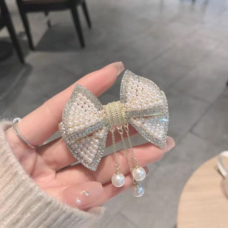 Kẹp Tóc Hình Nơ Đính Ngọc Trai Siêu Nữ Tính Hàn Quốc