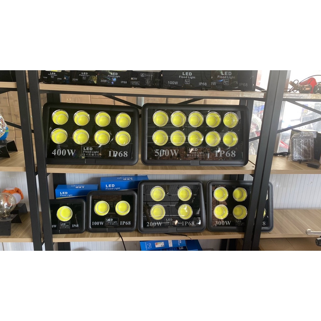 Đèn pha LED 50W chiếu sáng sân bóng công trình, COB (Chip On Board ), siêu sáng, đúng công suất IP68