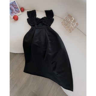 Đầm Dáng Dài Phối Ren Lông - D22079