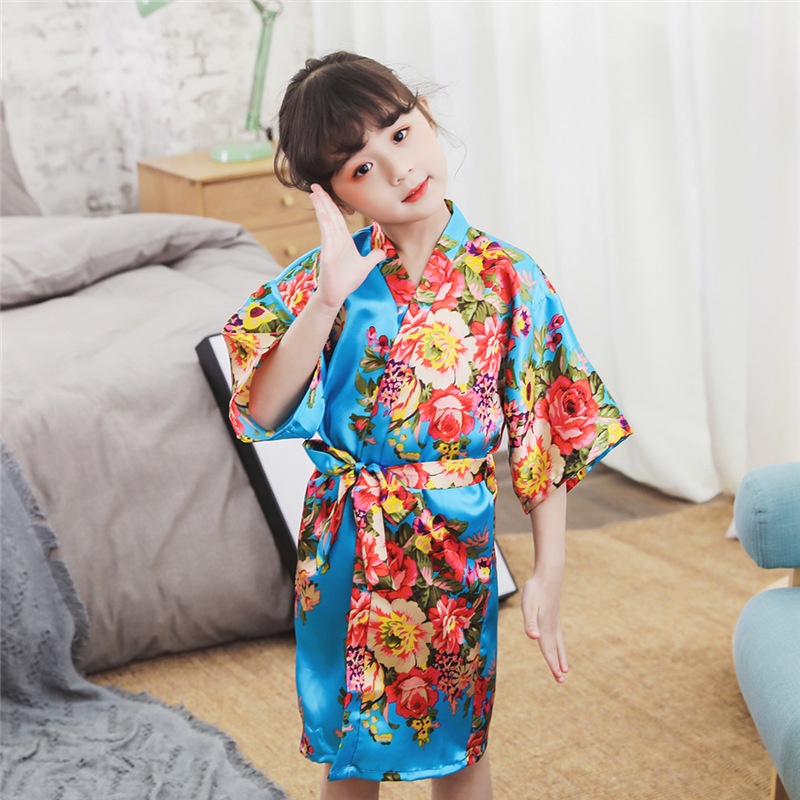 Bán Sỉ Áo Choàng Tắm Kimono Lụa Satin In Hoa Cho Bé Gái Phù Dâu / Phù Dâu Mặc Ngủ