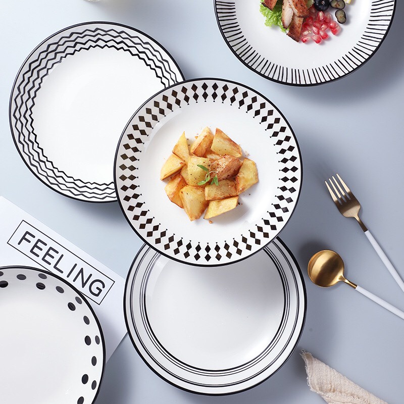 Dĩa tròn 18cm sâu lòng họa tiết sọc dọc đen đơn giản - 01 cái dĩa sứ