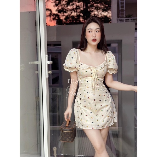 ĐẦM HOA RỚT VAI TAY PHỒNG