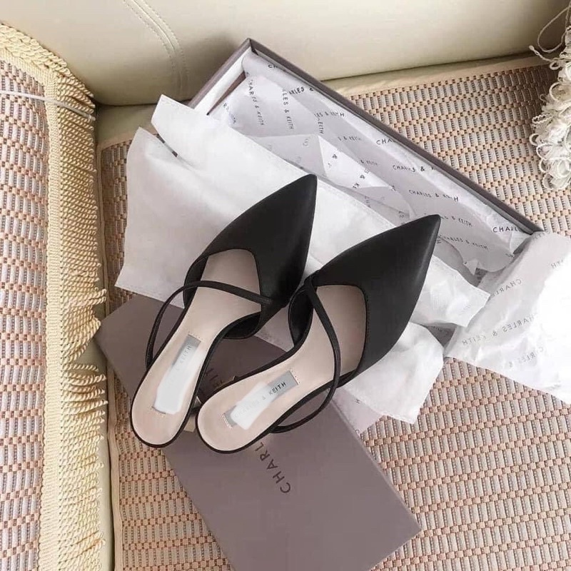 MÃ 8860GIẦY SỤC QUAI CHÉO GÓT QUẢ CẦU FULL BOX