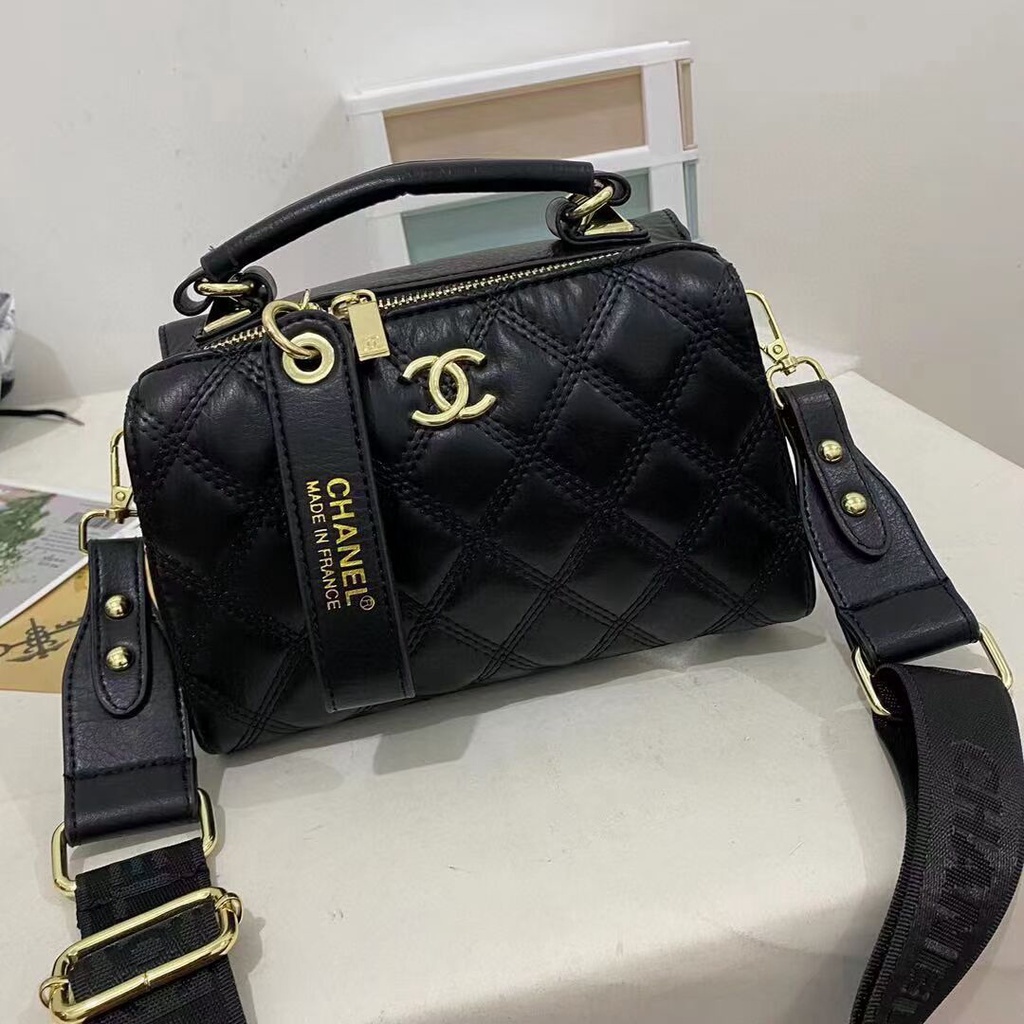 Túi Xách Đeo Vai / Kẹp Nách Bằng Vải Nylon Màu Đen Phối Dây Xích Tessuto Hobo Hàng Bán Chạy Năm 2023