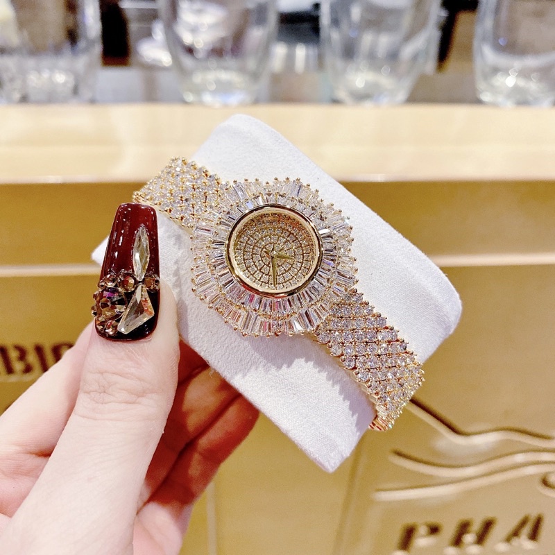 Đồng hồ nữ chopard mặt tròn đính đá máy Quartz Thiết Kế Full Đá Pha Lê. Đồng Đô Cao Cấp vàng gold