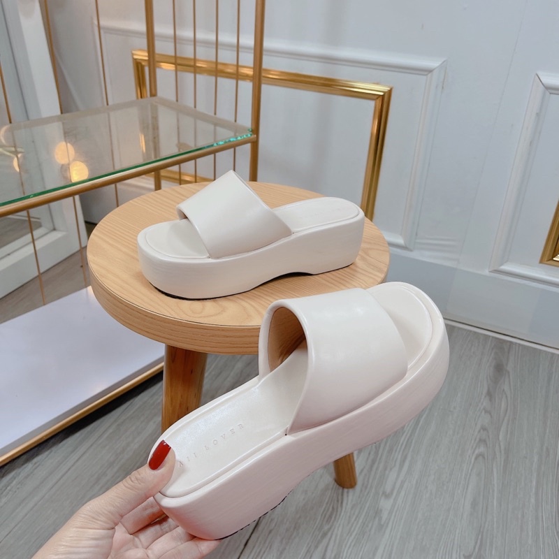 Dép nữ quai da,hàng quang châu,chất liệu da mềm,mang êm chân