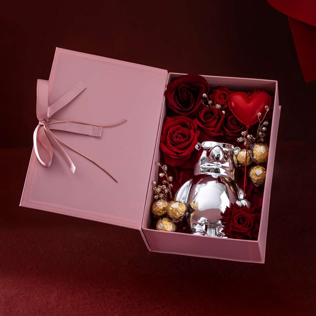 Hộp hoa lụa - Hộp hoa đựng quà tặng valentine gấu kèm socola siêu đẹp phong cách Hàn Quốc thương hiệu BÔNG BY CATT