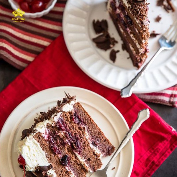 Bánh Kem Black Forest