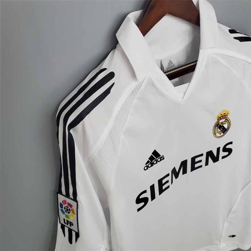 Áo Bóng Đá Đội Nhà Real Madrid 05-06 Kiểu Retro Cá Tính