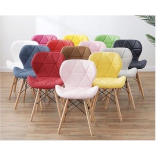 Ghế Eames bọc nệm tam giác chân gỗ