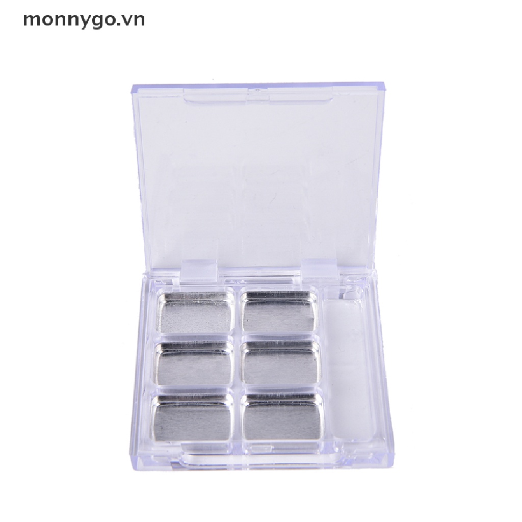 Hộp Rỗng 4 Ngăn Hình Vuông Đựng Phấn Mắt / Son Môi Kèm Bảng Phấn