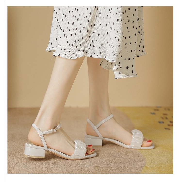 Giày nữ big size sandal đế vuông cao 3cm size 40 - 43