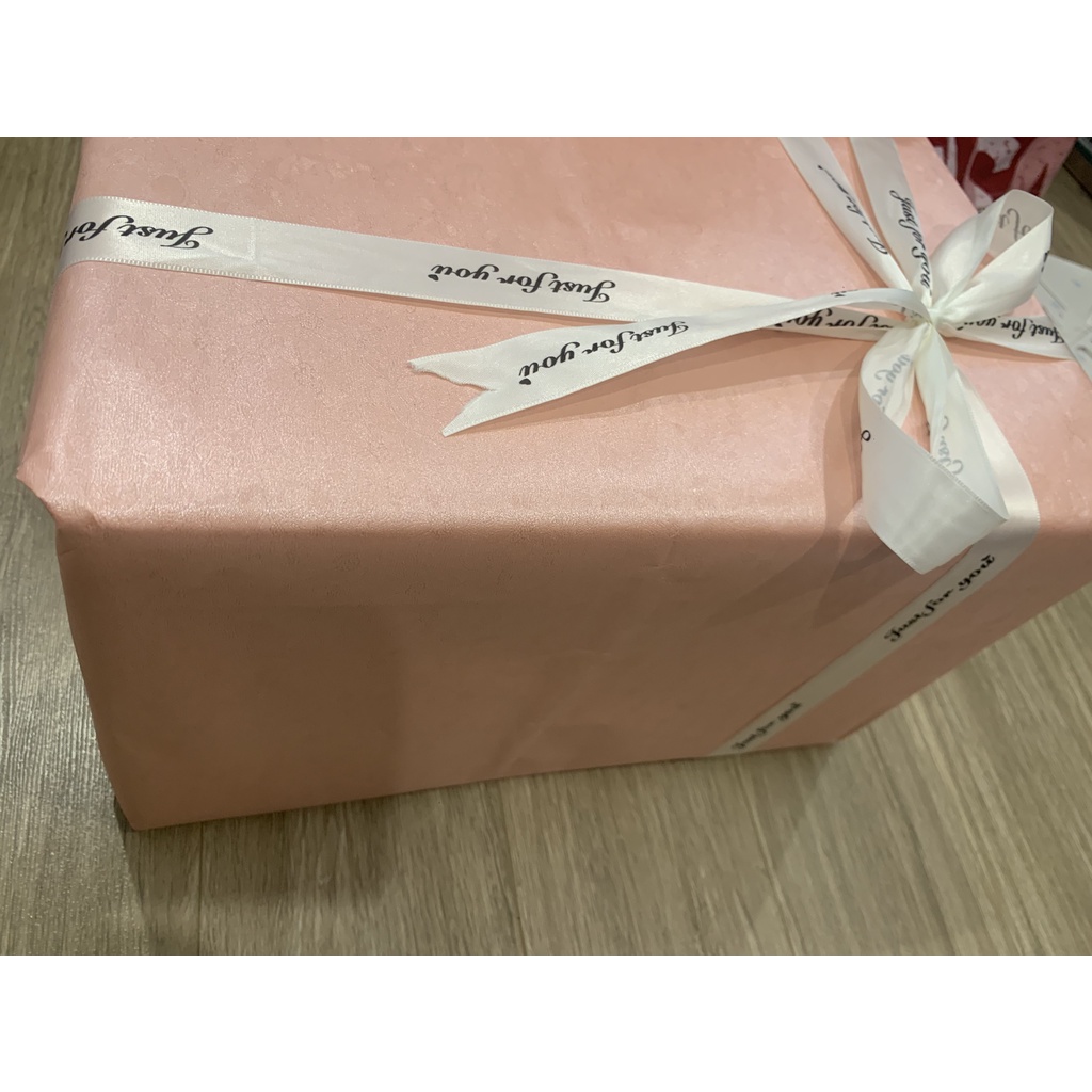 Hộp quà tặng sinh nhật BBWVN, ngày lễ tính nhân, 8/3, hộp quà sang trọng tặng kèm lót rơm