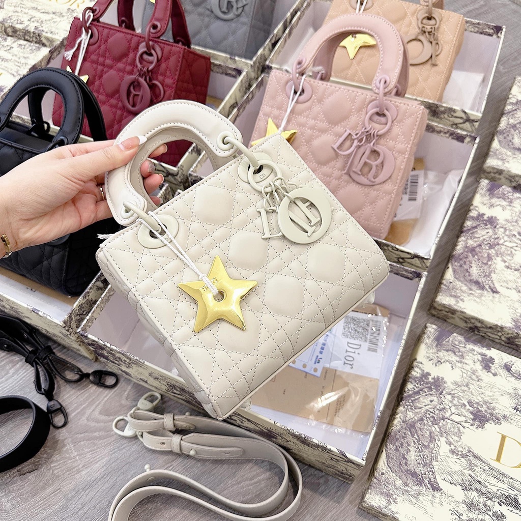 Túi xách nữ DI.OR tang sao vàng dáng mới siêu xinh