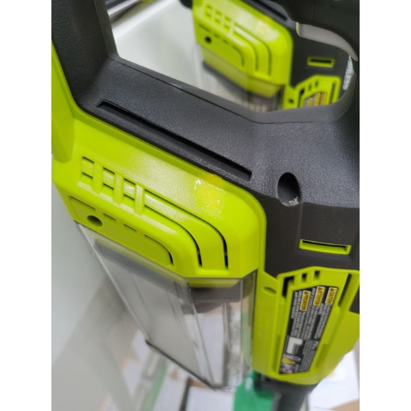 Hút bụi cầm tay ryobi 18v