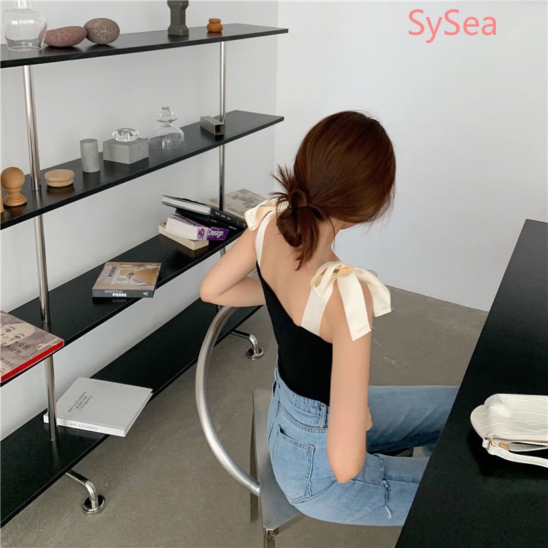 Áo Hai Dây Sát Nách Đính Nơ Quyến Rũ Cho Nữ