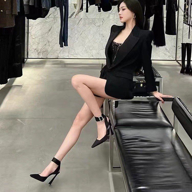 Giày Cao Gót Mũi Nhọn Đế Dày Quyến Rũ Thời Trang Cho Nữ
