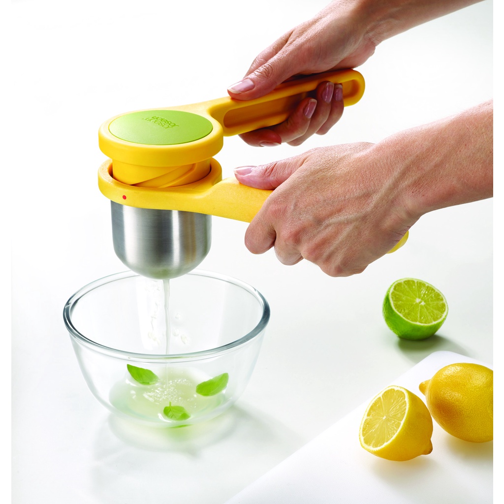 Dụng cụ vắt cam bằng tay xoắn cộng lực thông minh Joseph Joseph Helix Citrus Juicer - 201017 (thiết kế độc quyền)