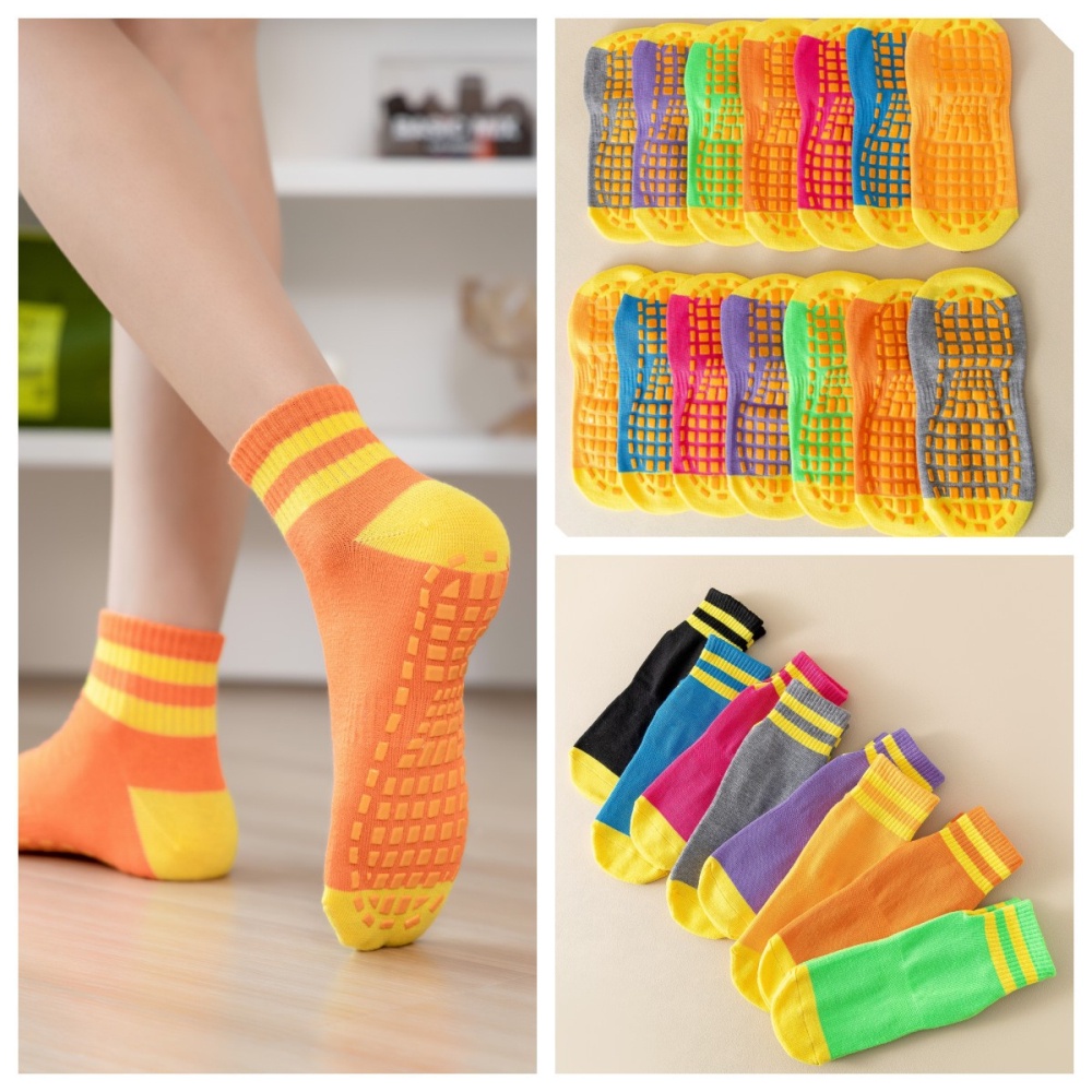 Đôi Vớ Cotton Đi Sàn Chống Trượt Dành Cho Trẻ Em Và Người Lớn