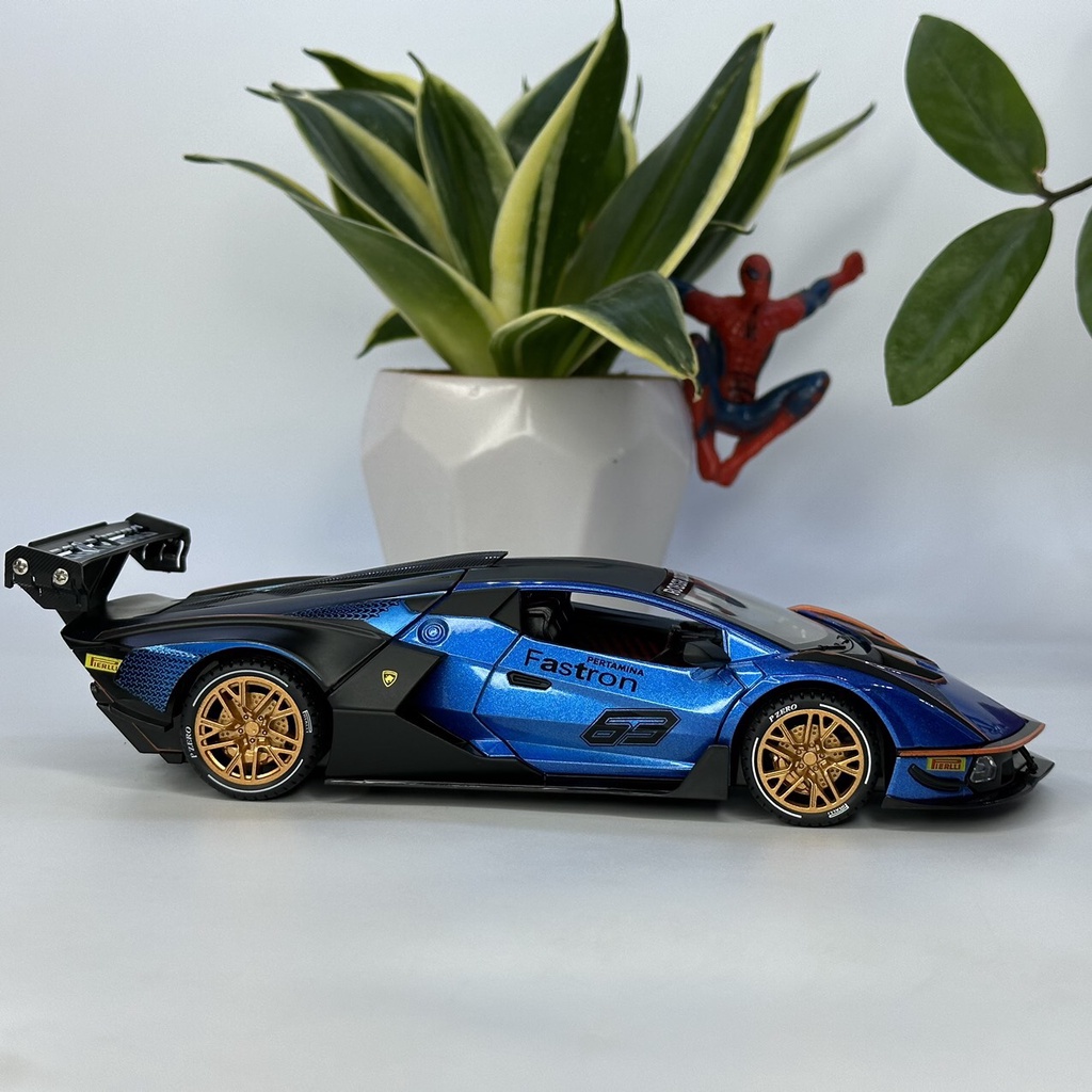 Mô hình siêu xe Lamborghini Essanza SCV12 tỷ lệ 1:24 siêu xe đường đua mạnh mẽ nhất