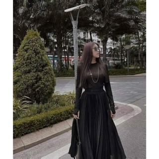 Chân váy dập ly đai chữ dài 90cm màu đen