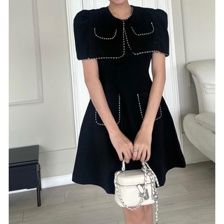 Set Đầm Viền Chỉ