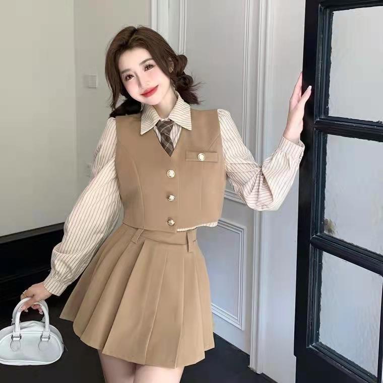 Set Áo Sơ Mi Họa Tiết Kẻ Sọc Và Chân Váy Xếp Ly Thời Trang Thu Đông Xinh Xắn Cho Nữ