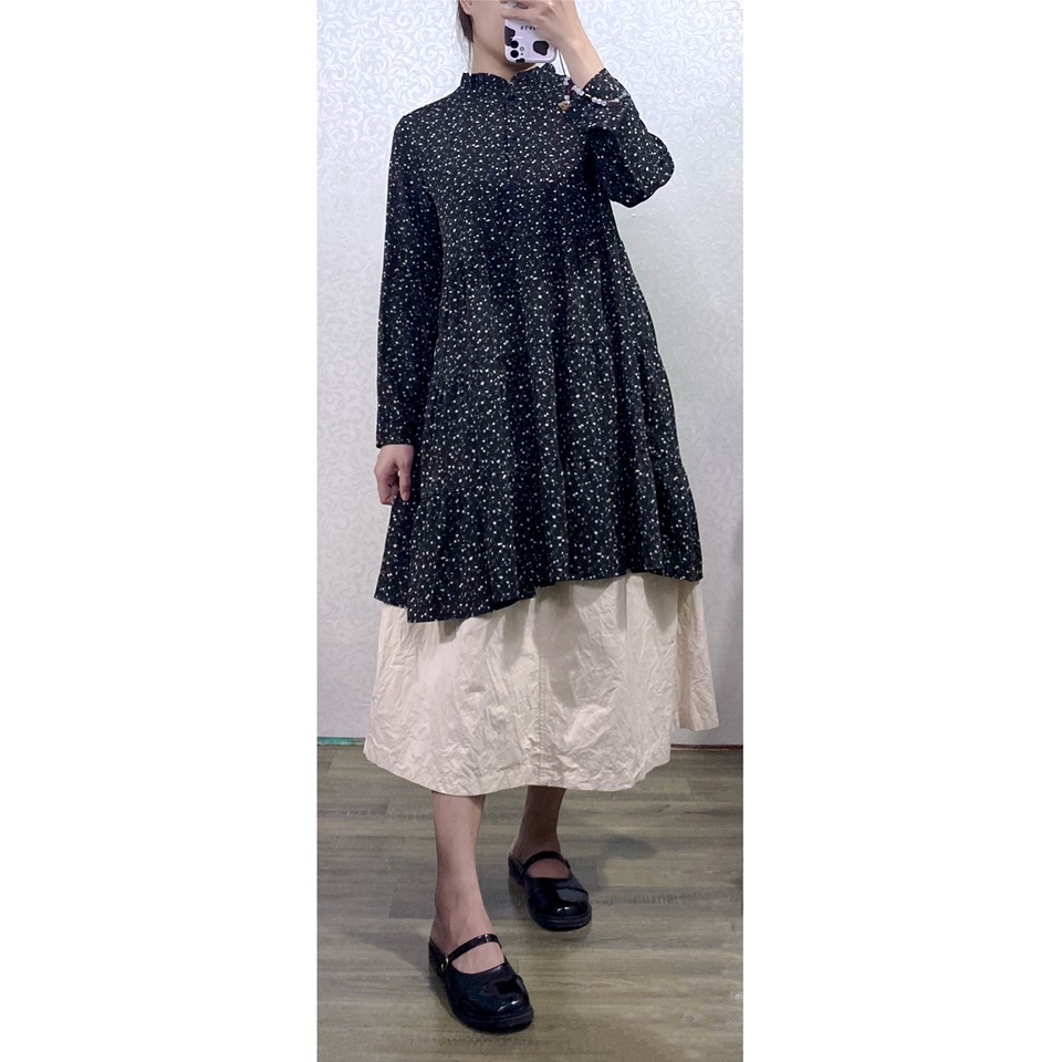 Đầm váy secondhand rêu đen hoa nhí dài tay L307