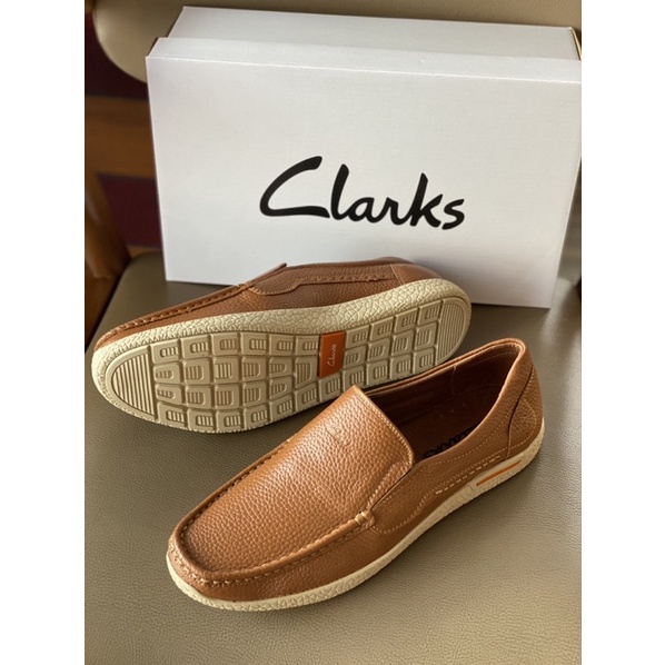 Giày mọi Clarks