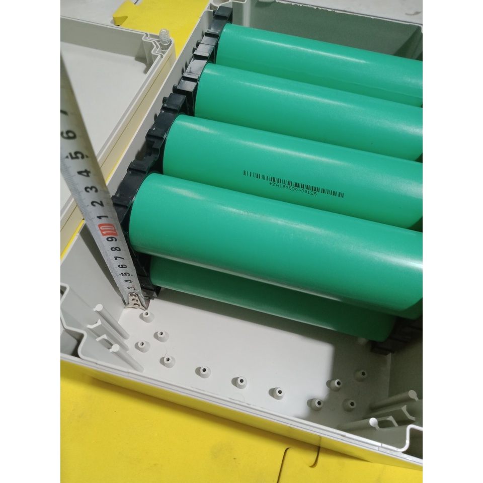 HỘP NHỰA ABS 300x200x125 LẮP ĐƯỢC 8 CELL PIN 46160