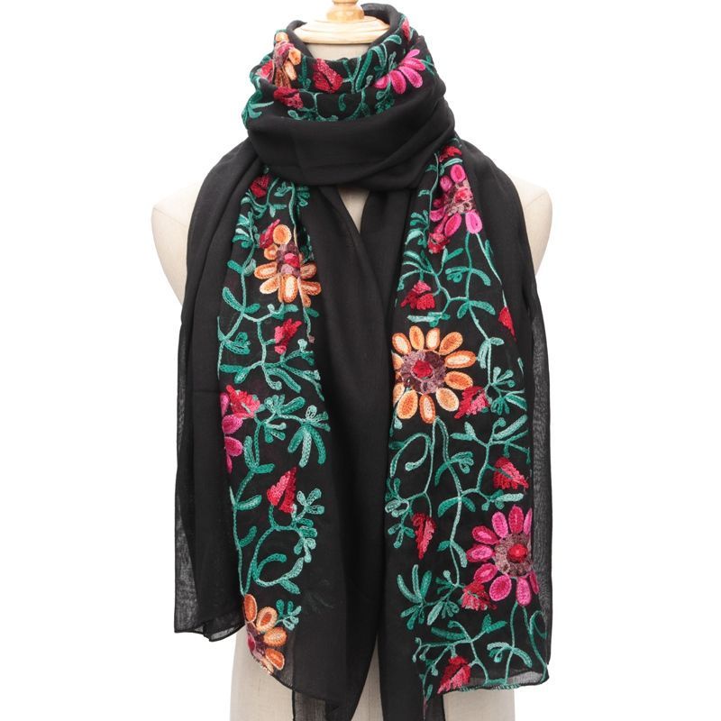 Khăn Choàng Cotton Lanh Thêu Họa Tiết Phong Cách Dân Tộc Thời Trang Thu Đông 2023