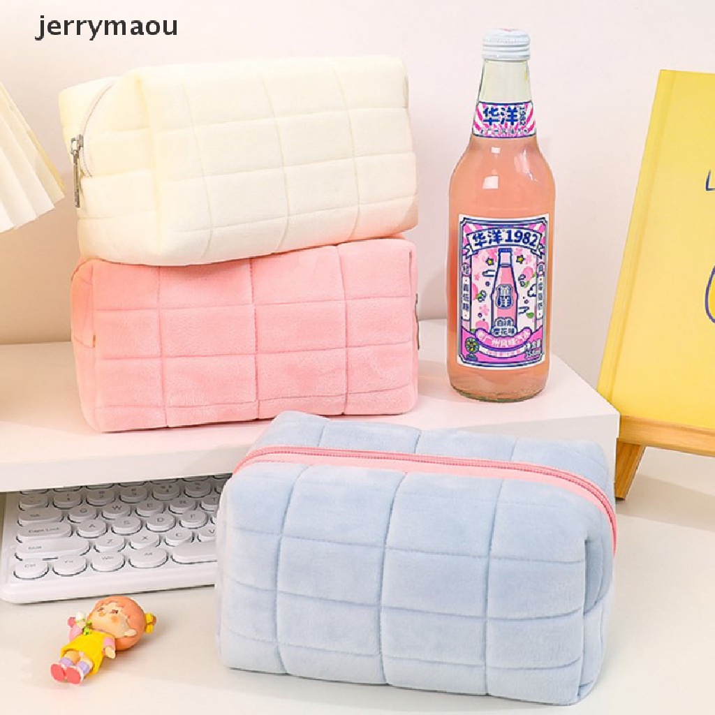 Túi Lông Xù Mềm Mại Đựng Mỹ Phẩm Trang Điểm Cho Nữ 2022