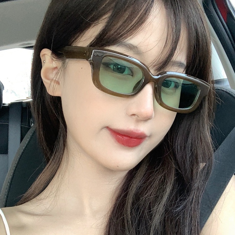 Kính Mát Gọng Vuông Nhỏ Bằng Kim Loại Màu Xanh Lá Phong Cách Cổ Điển Thời Trang Unisex 2023