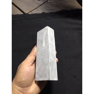 ĐÁ MỊN MÀI DAO ĐỤC