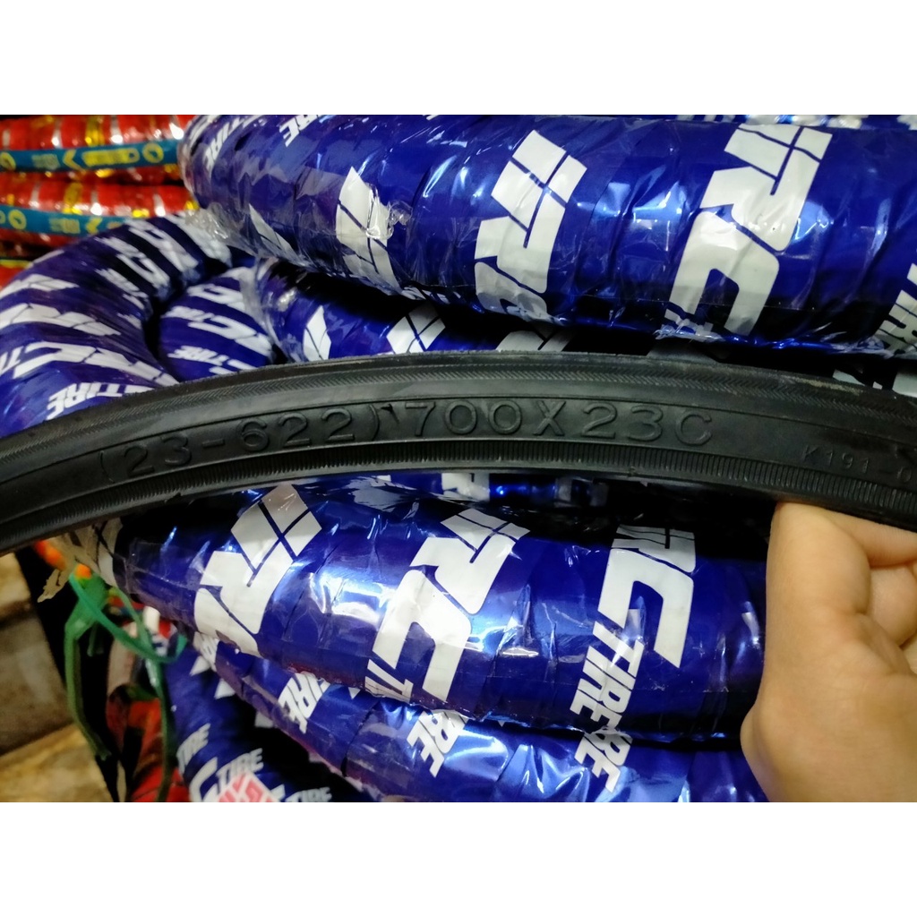 COMBO 01 LỐP VÀ 01 SĂM XE ĐẠP ĐUA 700X23C VAN FV48