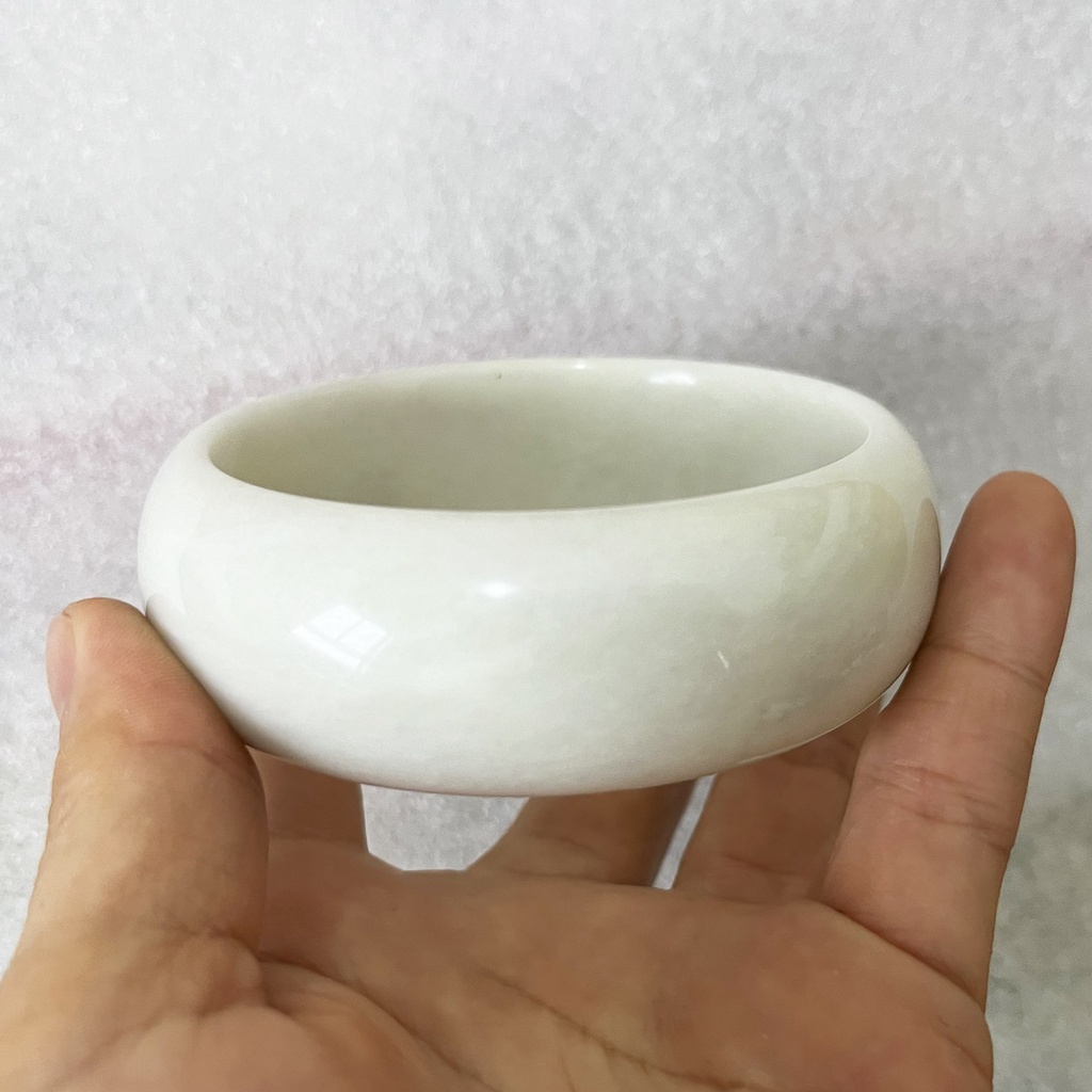 Vòng tay đá trắng  cho người mệnh Thủy và Kim