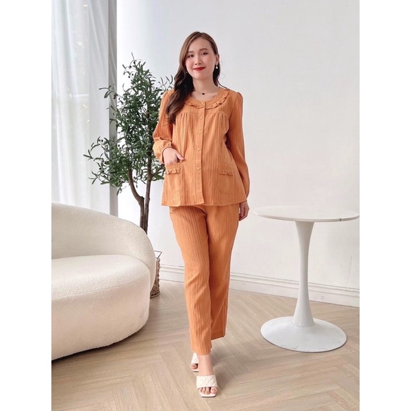 Bộ bầu sau sinh 2 màu xanh và cam, bộ có khoá ngực tiện lợi cho co ti-chất đũi gân xinh xắn