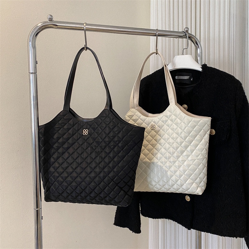 Túi Tote Đeo Vai Cỡ Lớn Họa Tiết Sọc Caro Đính Đá Thời Trang Cho Nữ