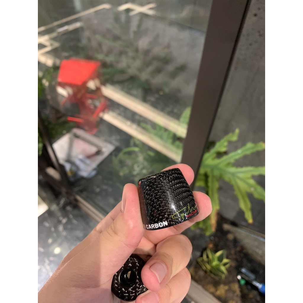 Gù Carbon Chống Rung