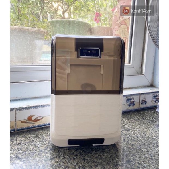 Máy Sấy Làm Khô Đũa Cao Cấp - Máy Khử Khuẩn Đũa Thìa Bằng Tia UV