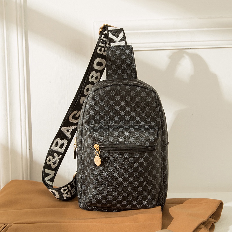 Túi Đeo Chéo Ngực Giả Da Cá Sấu Hai Lớp Mẫu Mới 2022