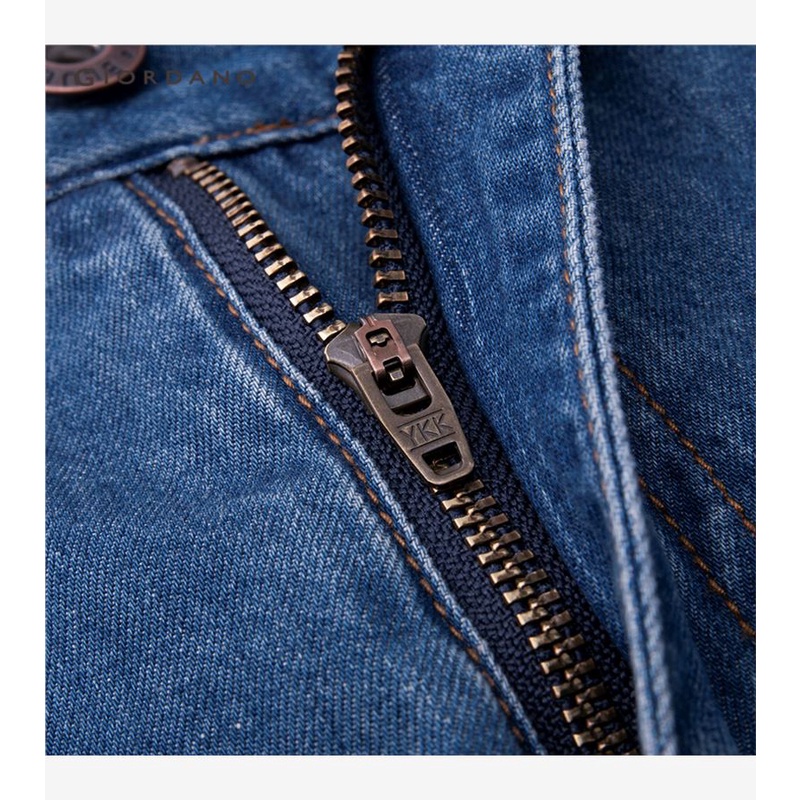 Quần jean denim giặt GIORDANO 18113902 năm túi cạp vừa cho nam