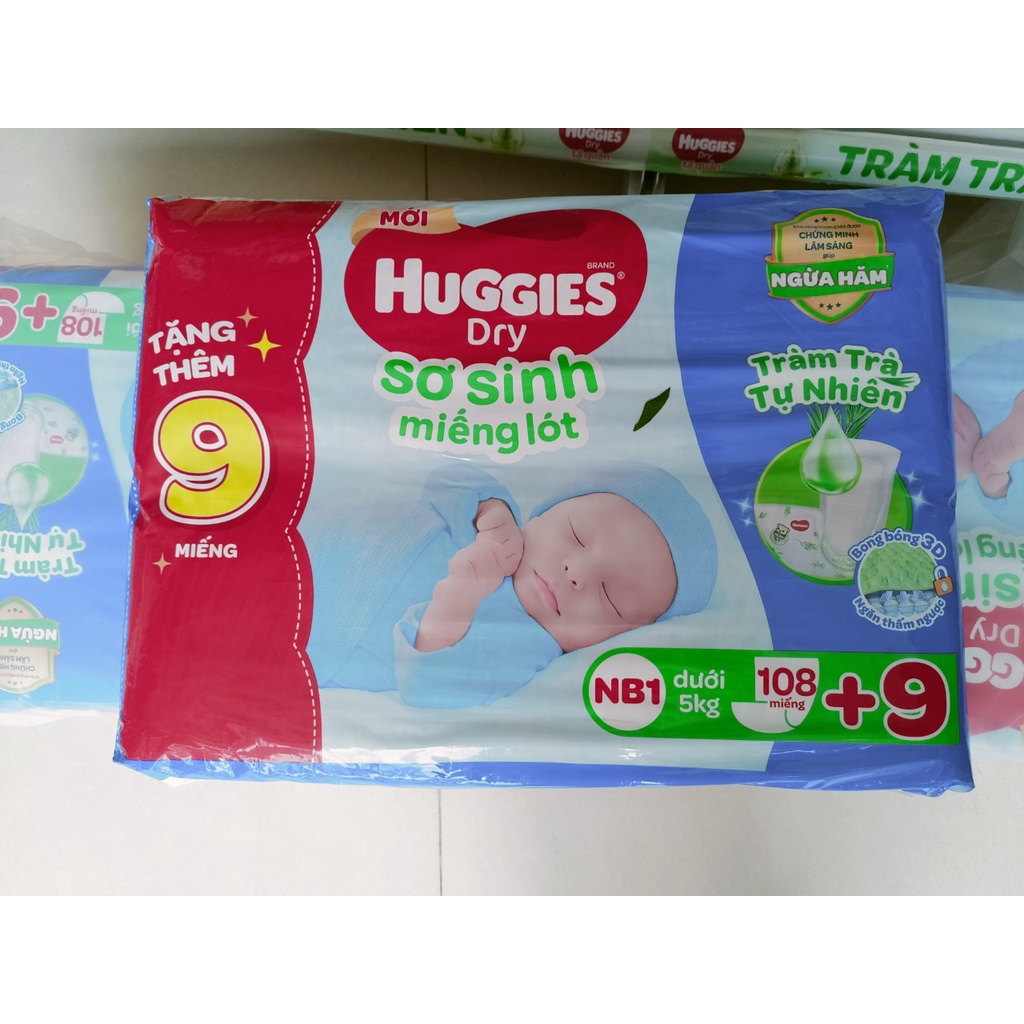 Miếng lót sơ sinh NEWBON 1 tràm trà (108+9 miếng) cho bé