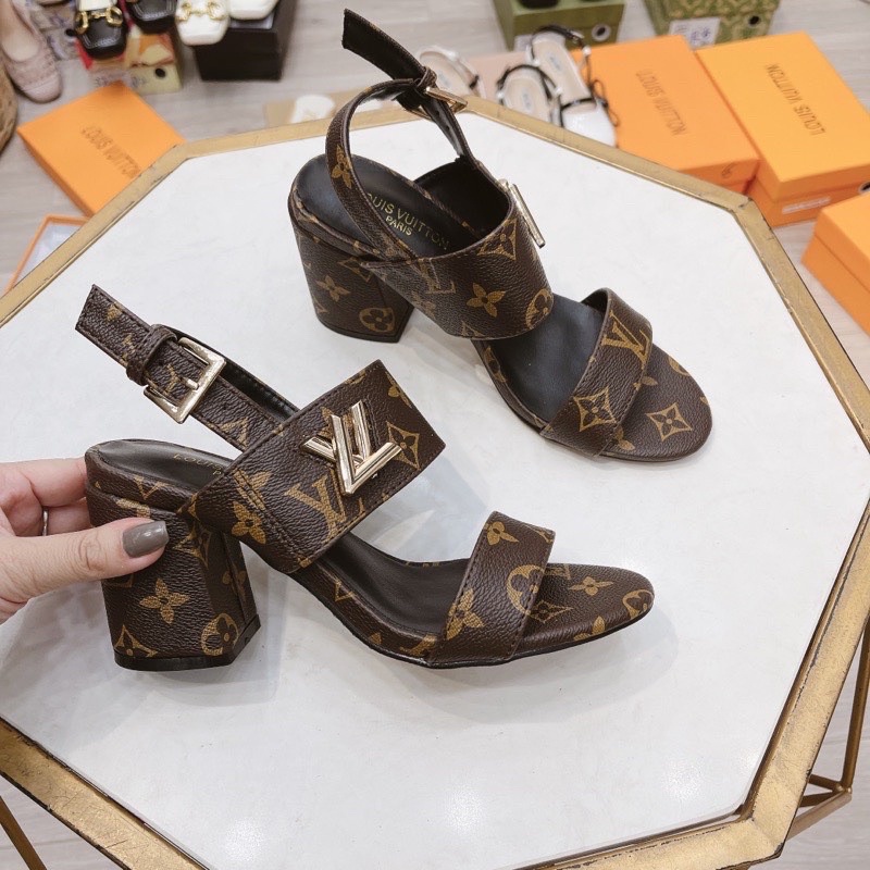 SANDAL LV HOA NÂU GÓT TRỤ