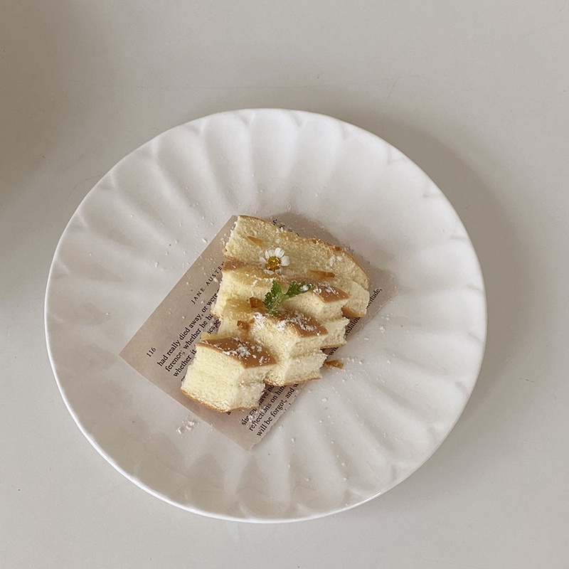 [HCM] đơn giản phong cách hàn quốc hoa văn hoa cúc đĩa gốm đĩa cổ điển đĩa tráng miệng，dĩa đựng hoa quả (8inch)